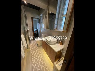 Sai Ying Pun - Yin Tak Building 09