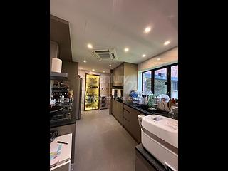 Repulse Bay - Ruby Court 09