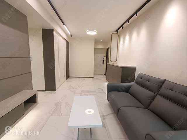 Mid Levels Central - Hillsborough Court Block 2 01