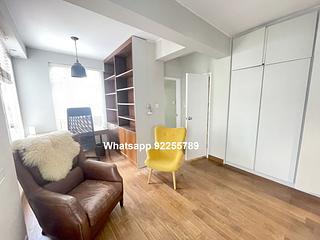 Mid Levels Central - Woodlands Court 02