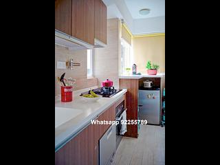 Mid Levels Central - Woodlands Court 05