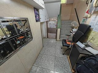 Wan Chai - Yau Tak Building 06