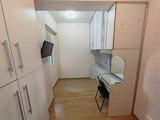 Wan Chai - Yau Tak Building 14