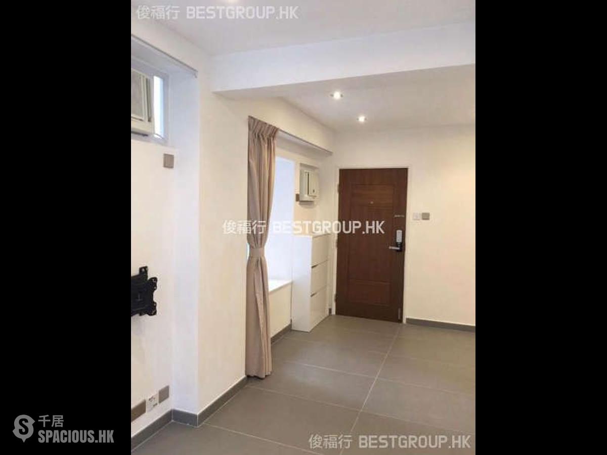 Mid Levels Central - Woodlands Court 01