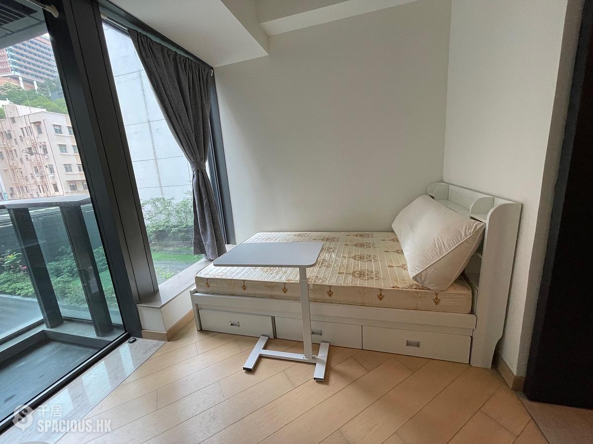 Shek Tong Tsui - Novum West 01