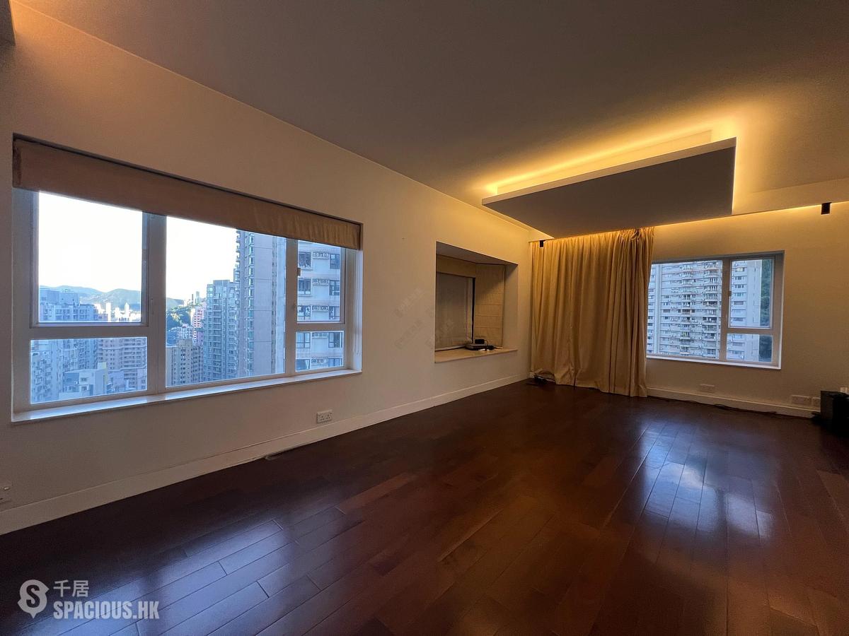 Mid Levels Central - Flourish Court 01