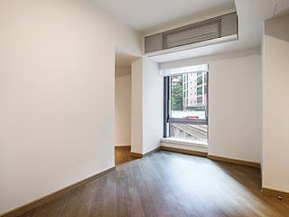 Mid Levels Central - 3, MacDonnell Road 07