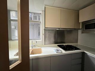 Sai Ying Pun - Island Crest Block 1 09
