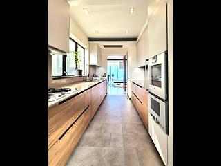 Mid Levels Central - The Mayfair 02