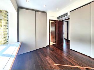 Mid Levels Central - The Mayfair 12