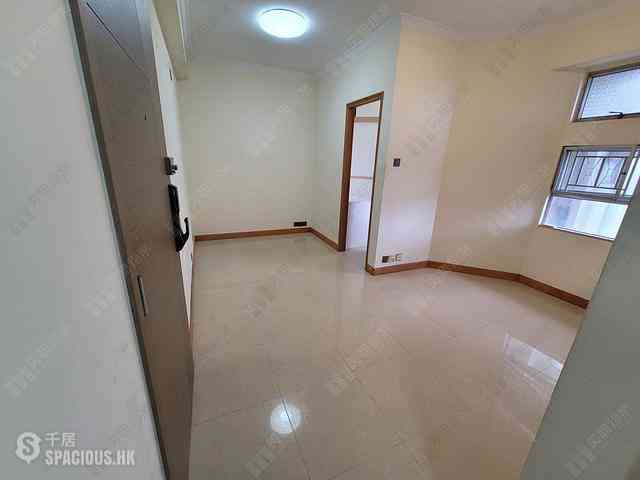 Tai Po - Eightland Gardens Block 3 02