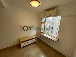 Sai Ying Pun - Fung Yu Building 05