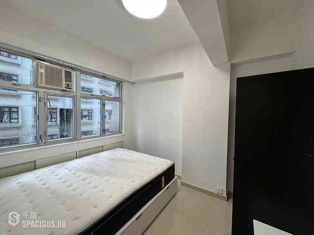 Sheung Wan - Kiu Fat Building Front Block (Block B) 05