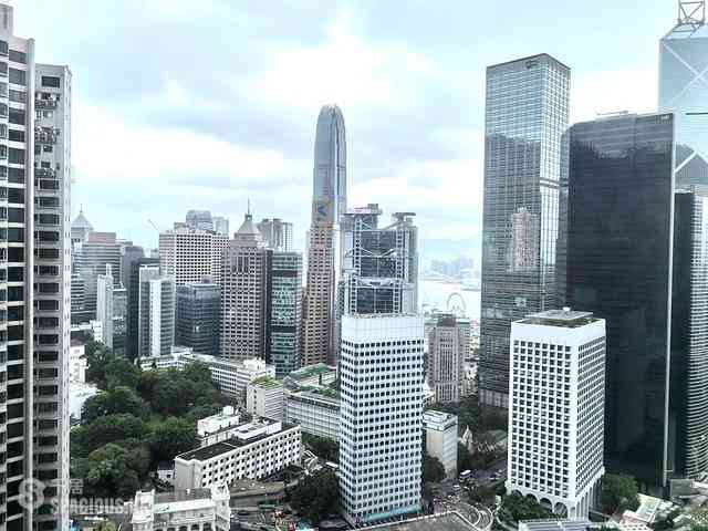 Mid Levels Central - Wealthy Heights 01