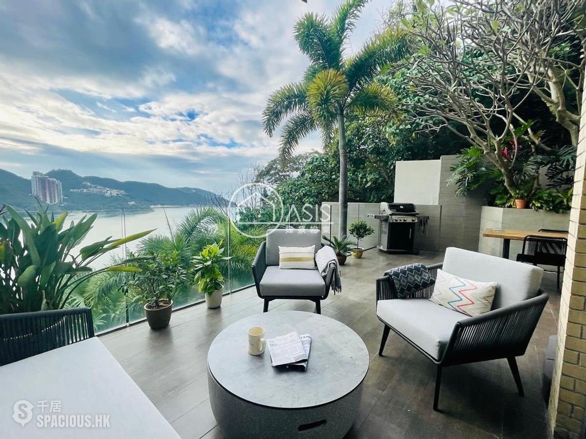 Repulse Bay - The Beachfront 01