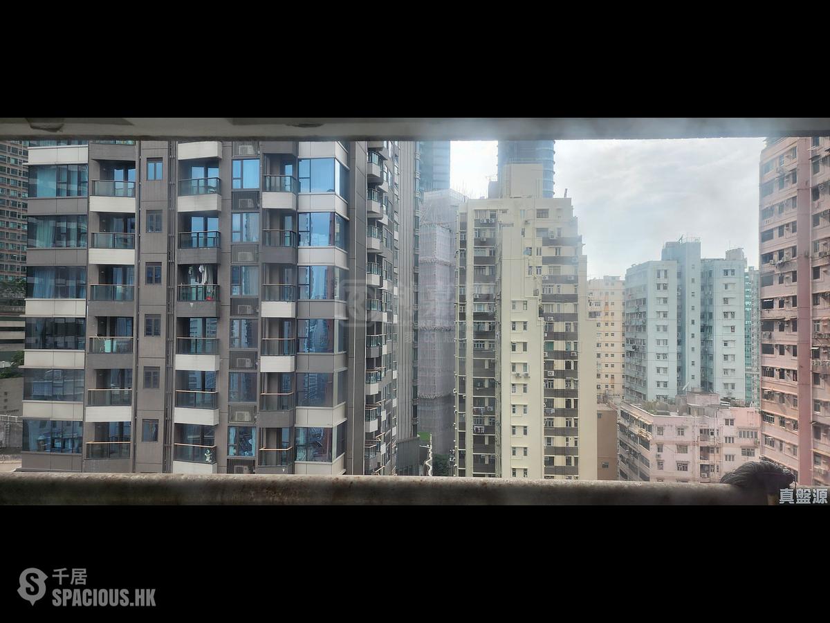 Soho - Albron Court 01