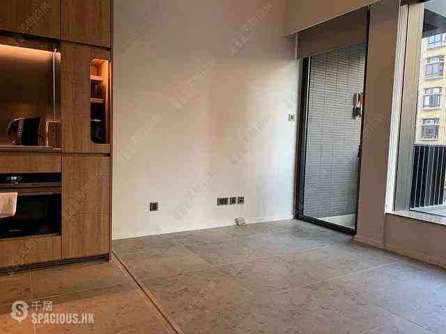 Sai Ying Pun - Bohemian House 01
