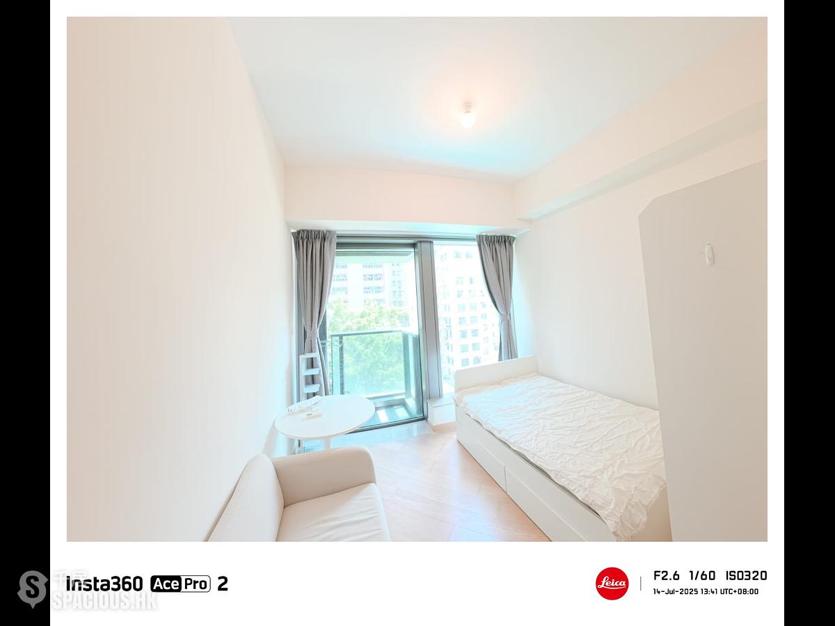 Shek Tong Tsui - Novum West 01