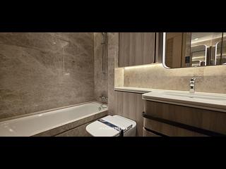 Wong Chuk Hang - The Southside Phase 4A La Montagne I Tower 2A 05