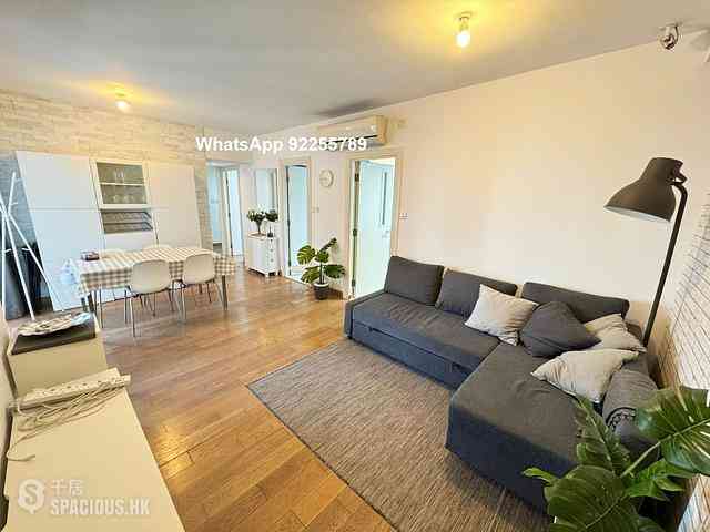 Soho - Centrestage 01
