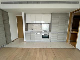 Sai Ying Pun - The Summa 06