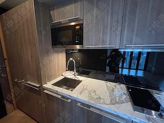Mid Levels Central - Gramercy 05
