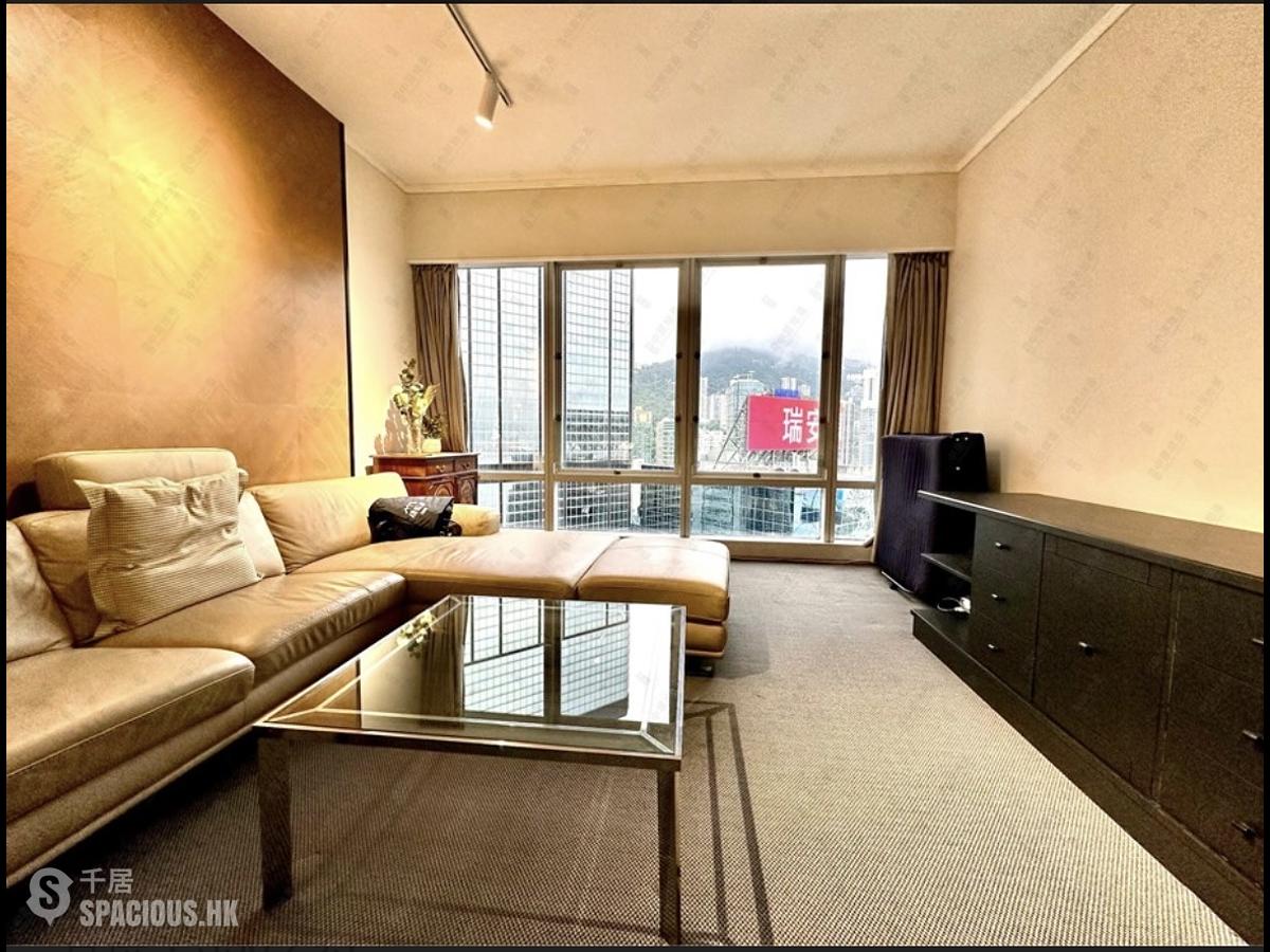 Wan Chai - Convention Plaza Apartments 01