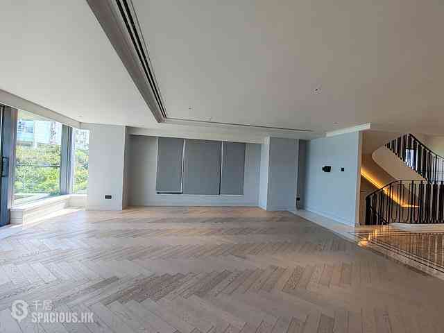 Gold Coast / So Kwun Wat - The Duet 10