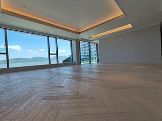 Gold Coast / So Kwun Wat - The Duet 18
