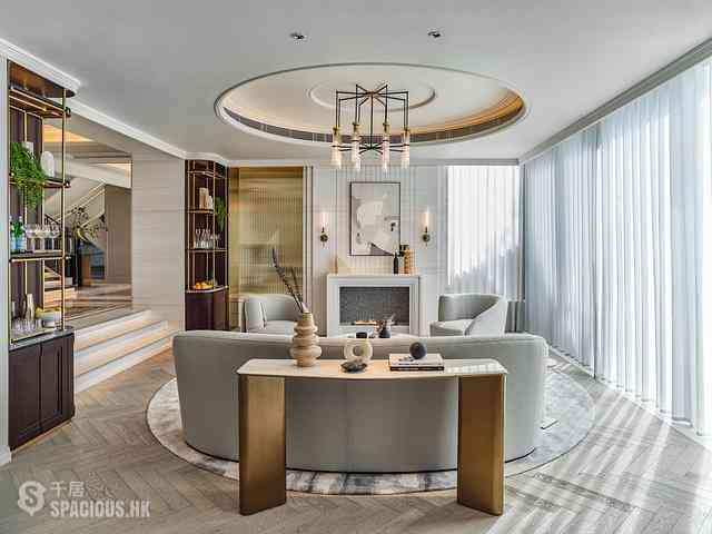 Gold Coast / So Kwun Wat - The Duet 01