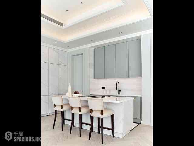 Gold Coast / So Kwun Wat - The Duet 07
