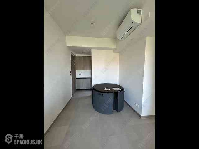Tai Po - University Hill Phase 2A Marina Tower 5B 02