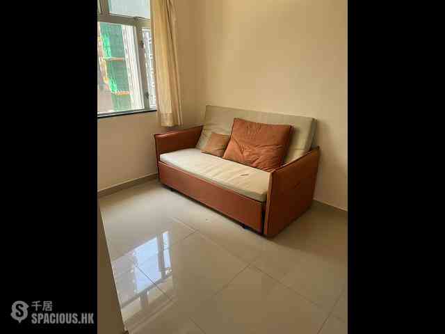 North Point - Fung Cheong Building 01