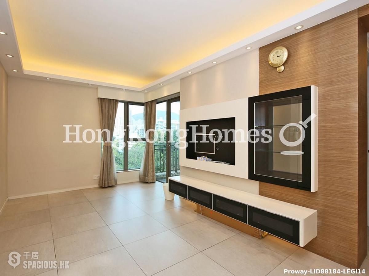Wan Chai - The Zenith 01