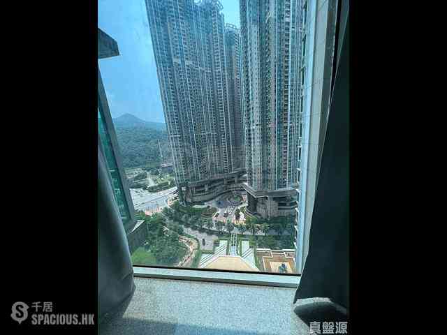 Lohas Park - Lohas Park Phase 1 The Capitol Tower 2 02