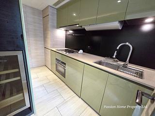 North Point - Fleur Pavilia 11