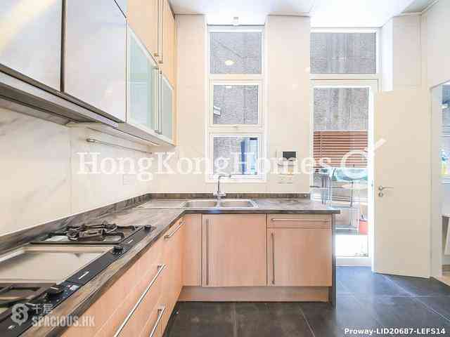 Chung Hom Kok - 33, Cape Road 11