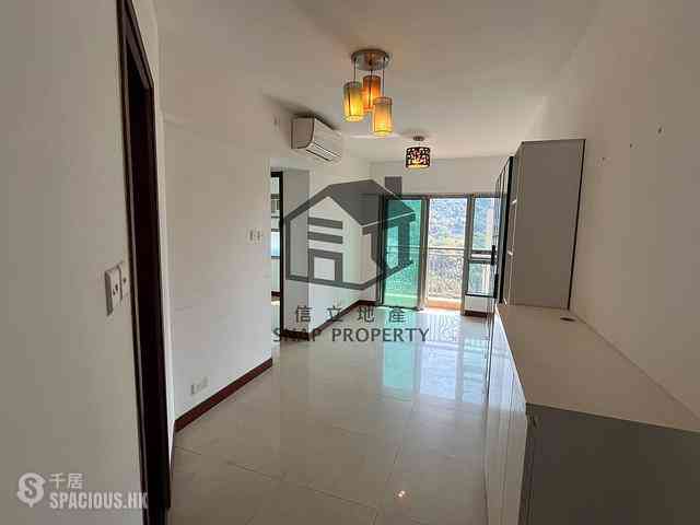 Kennedy Town - The Merton Tower 2 01