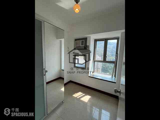 Kennedy Town - The Merton Tower 2 09