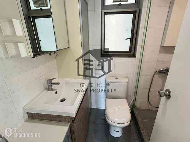 Kennedy Town - The Merton Tower 2 11