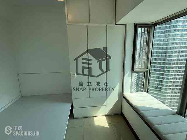 Kennedy Town - The Merton Tower 2 24