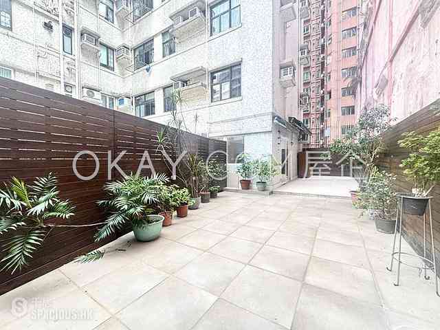 Sai Ying Pun - Ka Fu Building 01