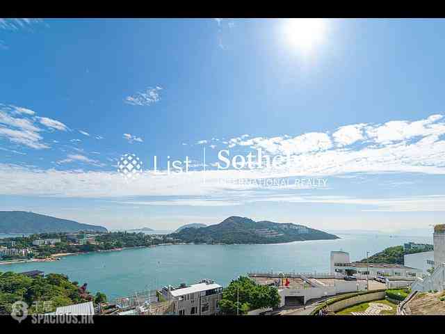 Chung Hom Kok - Pinewaver Villas 01