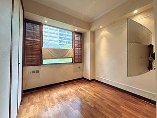 Mid Levels West - Savoy Court 31
