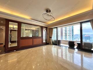 Mid Levels West - Savoy Court 05