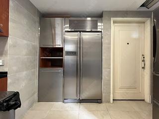 Mid Levels West - Savoy Court 14