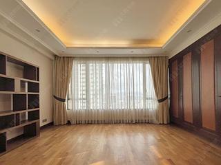 Mid Levels West - Savoy Court 20