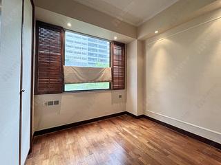 Mid Levels West - Savoy Court 32