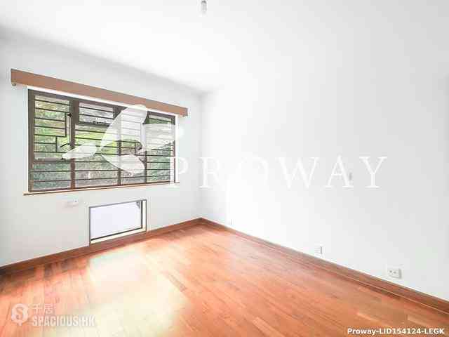 Pok Fu Lam - Baguio Villa Block 44 07
