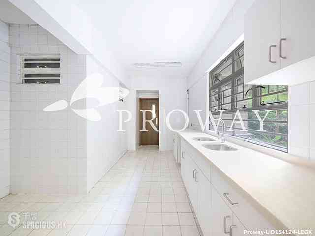 Pok Fu Lam - Baguio Villa Block 44 10